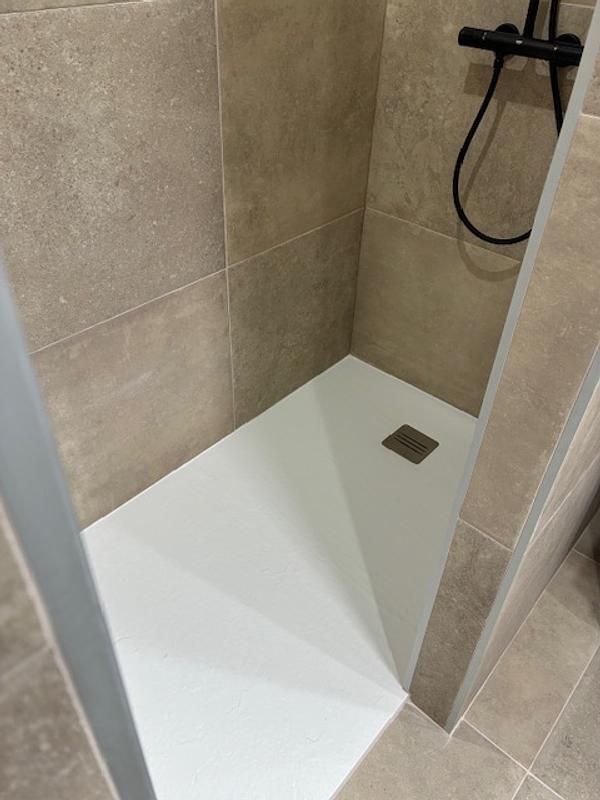 DSC_9032 badkamer ensuite 407.Provence.jpg